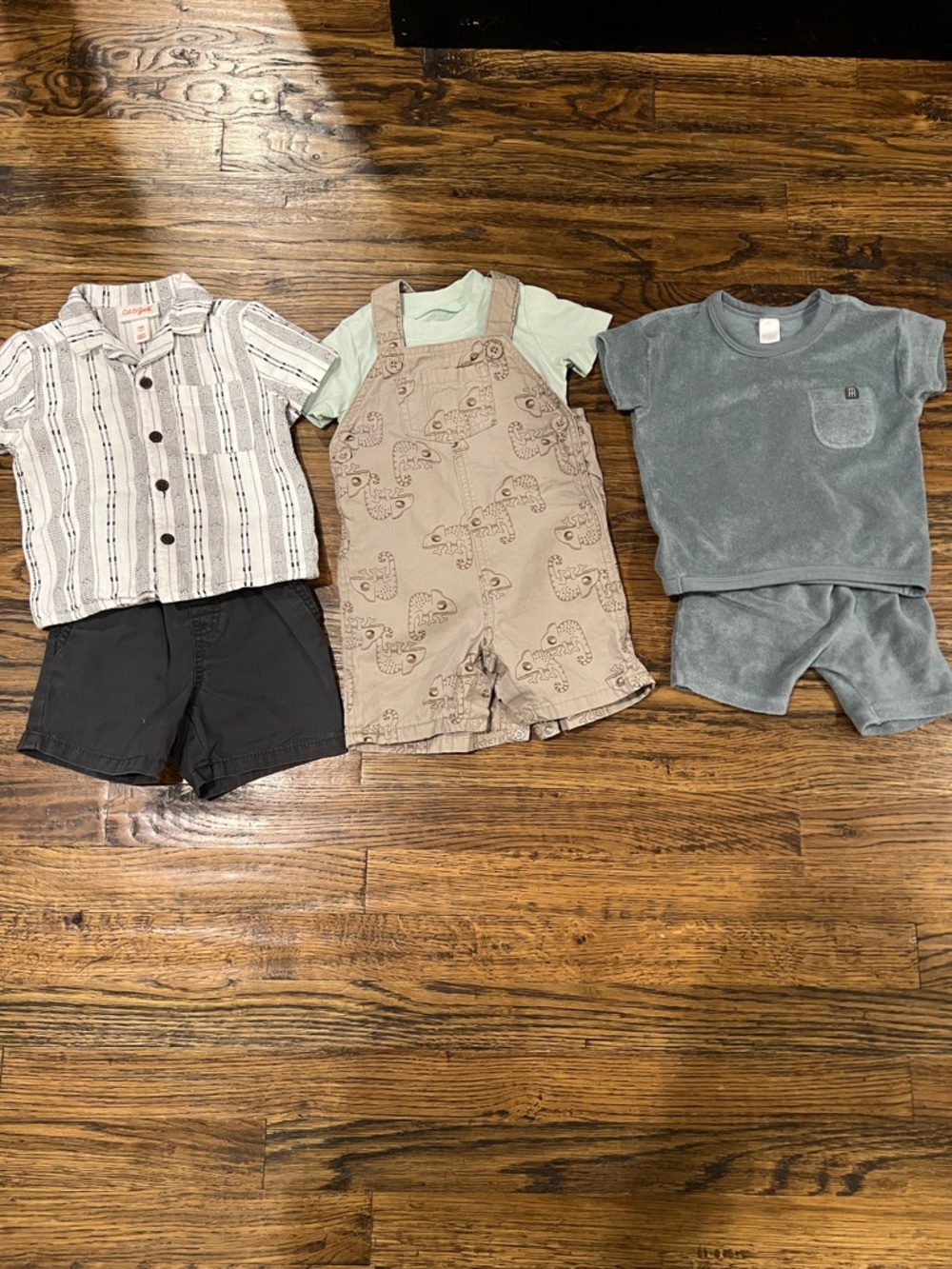 Boys 12 month short set Bundle Carter’s, Cat & Jack, Modern Moments